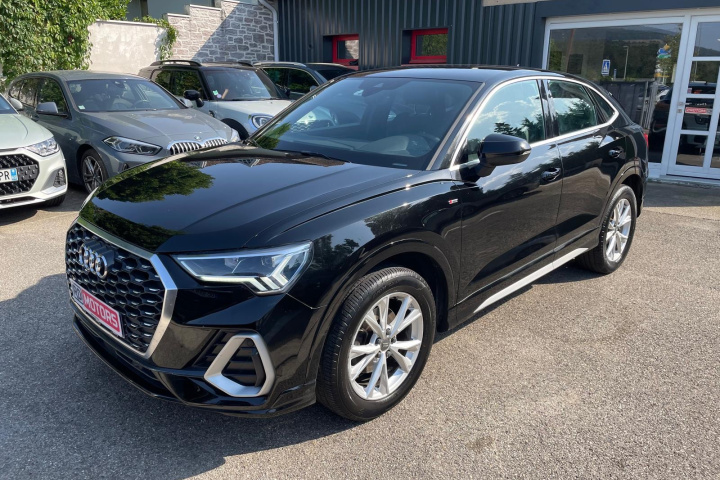 AUDI Q3 SPORTBACK