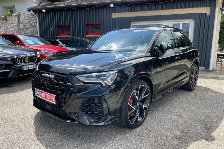 AUDI RS Q3