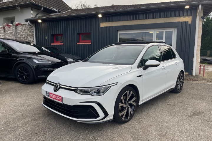 VOLKSWAGEN GOLF 8 eTSI