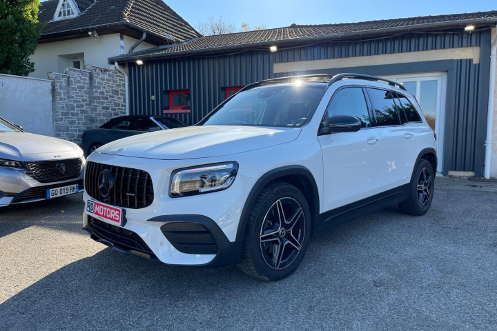 MERCEDES GLB