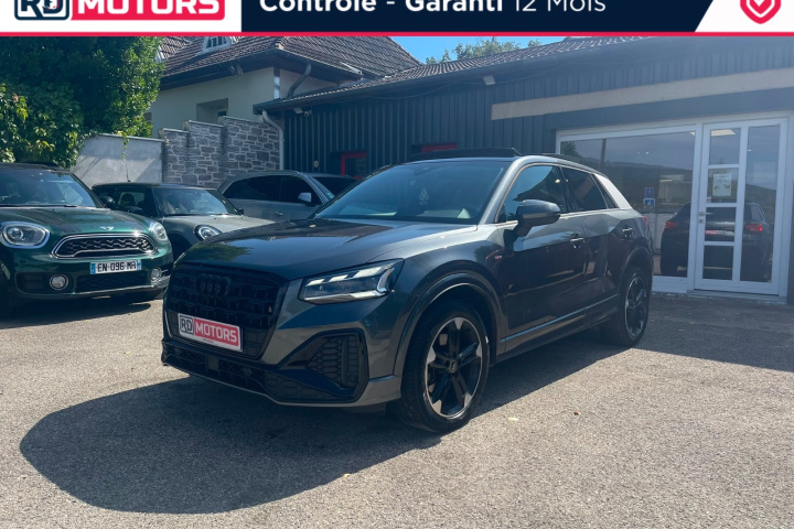 AUDI Q2